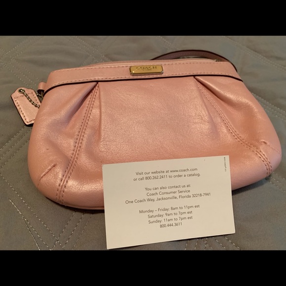 Coach Clutch-Shimmer Blush! - Picture 4 of 6